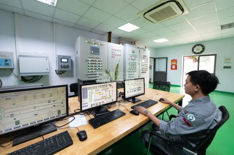 Smart digital management system for livestock farms